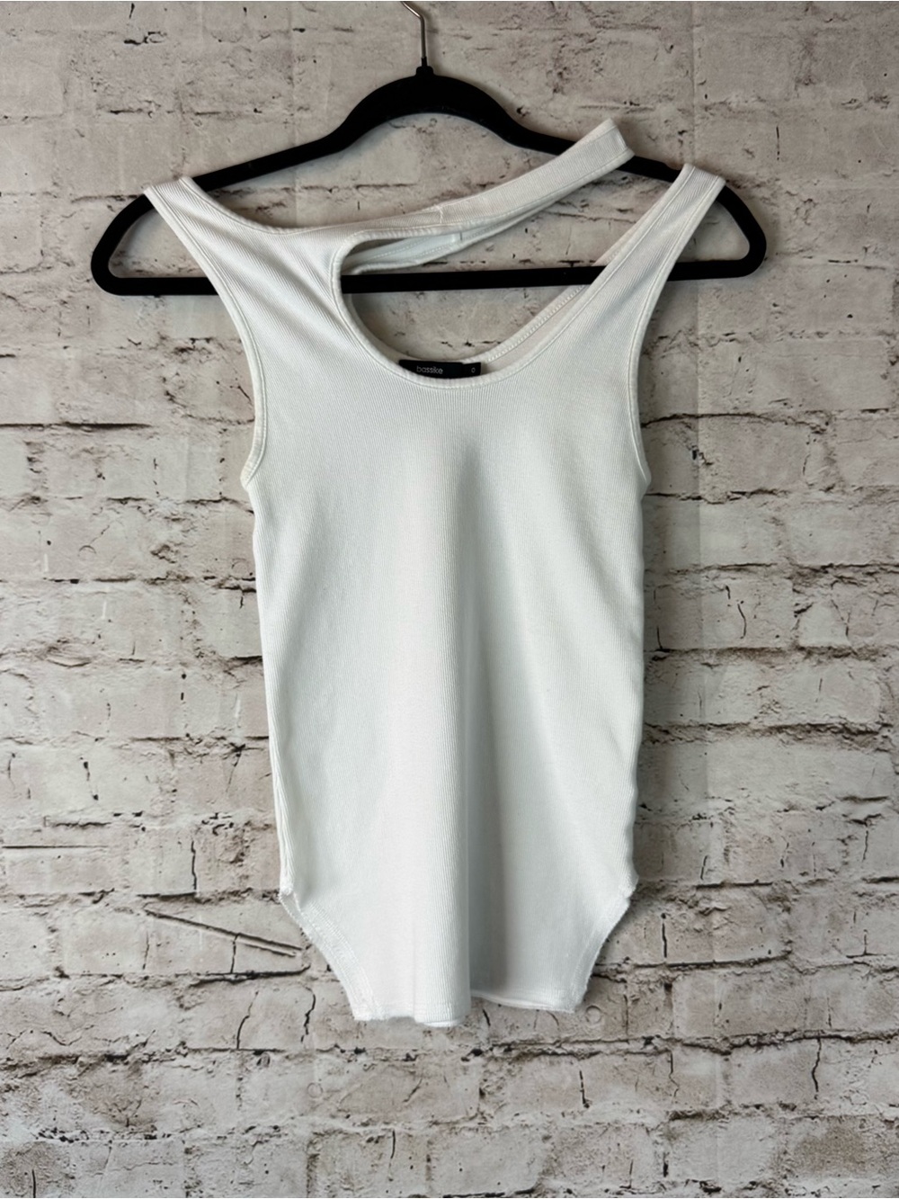 bassike Women's Size 0 White Asymmetcal Twist Neck Rib Tank Top Cotton Elastane